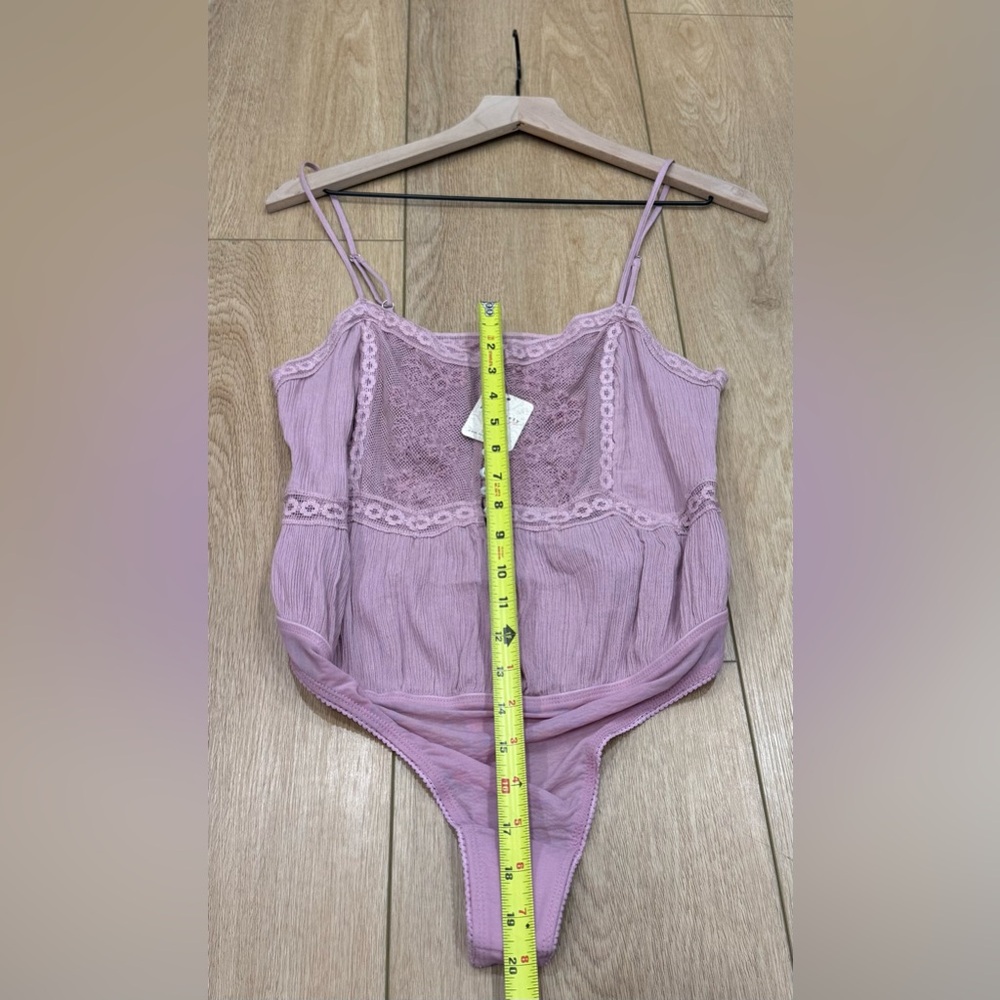 Free People Intimately Lace Bodysuit Pink Button Front NWT Size M Boho - Picture 6 of 7